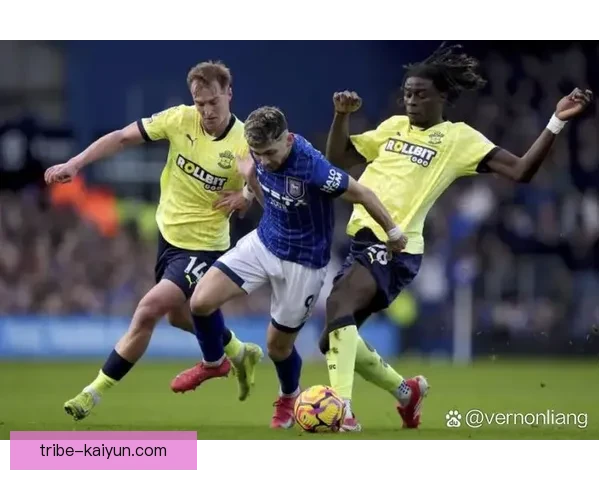 基恩带领伊普斯维奇逆风翻盘，英超争夺战竞争力提升