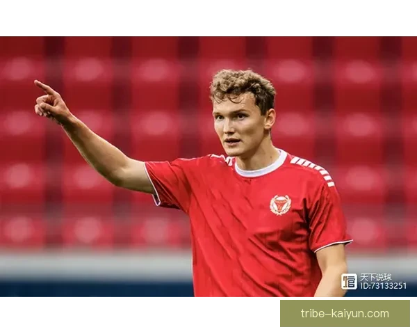 恩德里克近期在禁区内的跑动表现备受关注，状态逐渐回暖。